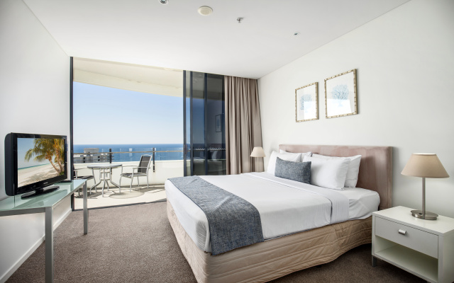 The Wave Resort – Guest Rooms – Gold Coast