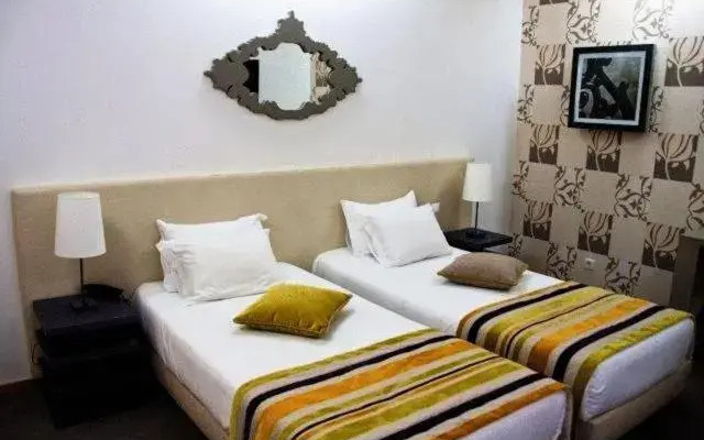 Pdh, Lda. Paredes Design Hotel