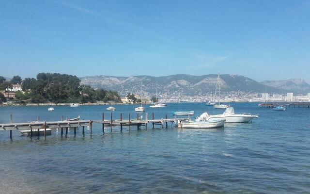Saint-Mandrier-sur-Mer, ravissant T2 vue mer