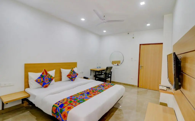 Fabhotel Premium Kashi