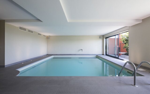 Suite & Pool Como
