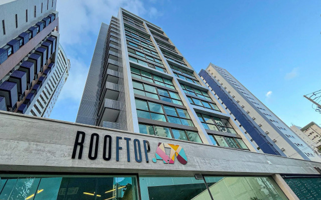 Rooftop #603 - Suíte em Boa Viagem por Carpediem