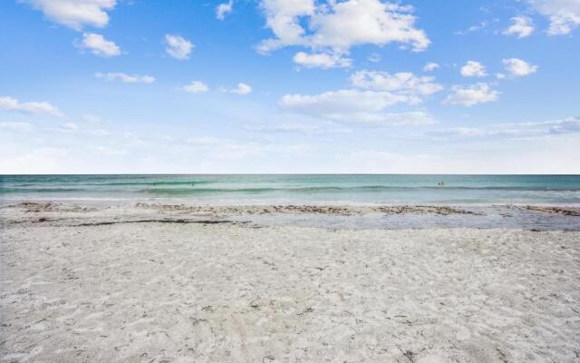 Pelican Pointe 2C