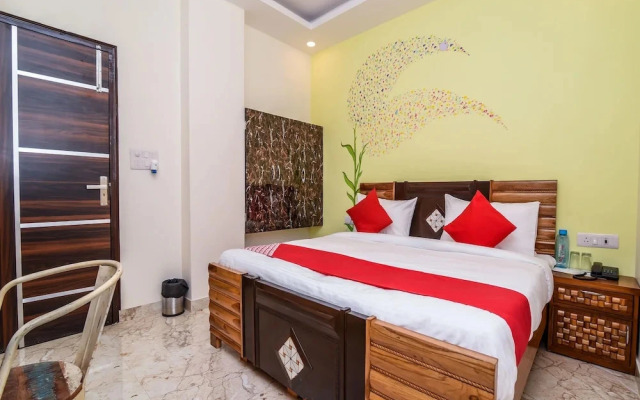 City Galaxy Inn By OYO Rooms