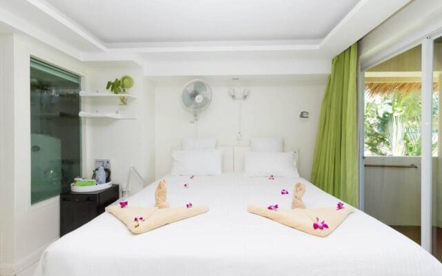 Mama Beach Residence