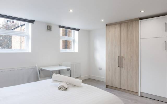 Studio Apartment Near Victoria Station