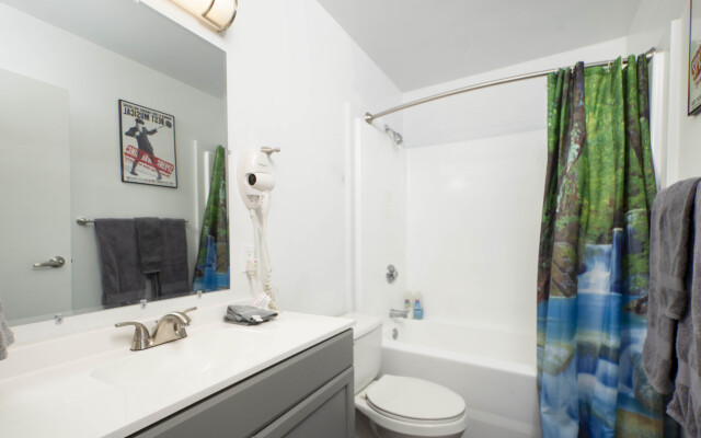 Downtown Denver Loft Style 2BR Apartment