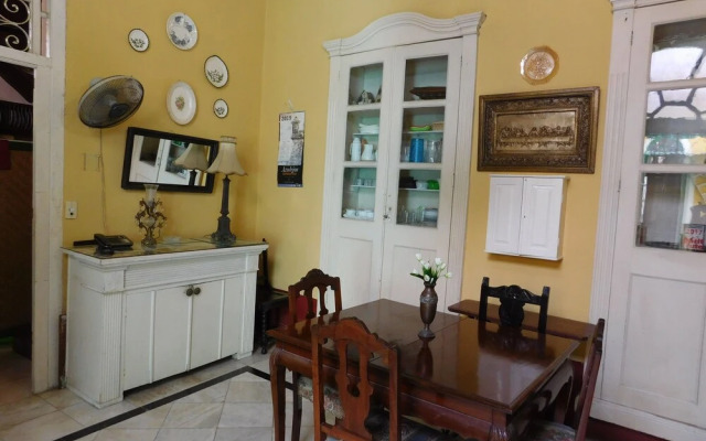 Casa Miriam Hostal Colonial