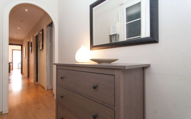 Bbarcelona Consell Flat