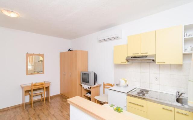 Apartments Skurla - One Bedroom Apartment With Terrace