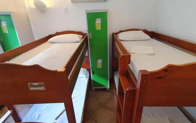 Bamboo Búzios Hostel