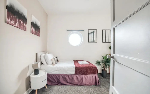 Sleeps7-pet&familyfriendly With Parking