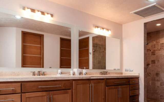 3 Bedrooms Condo Playa Blanca #1 Condo