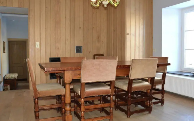 Annexe of a Magnificent, Tastefully Renovated