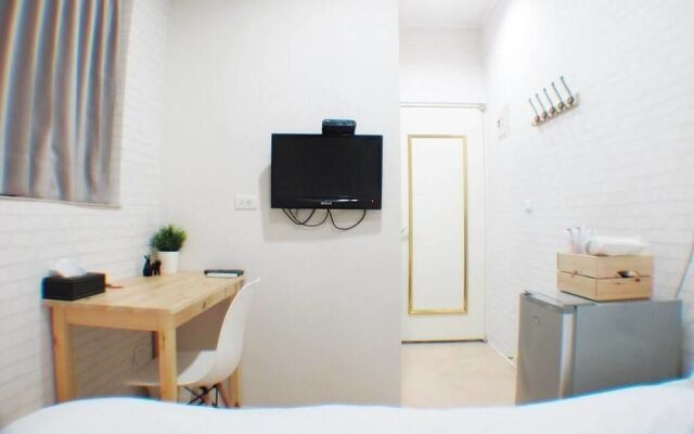 Travelers Little House