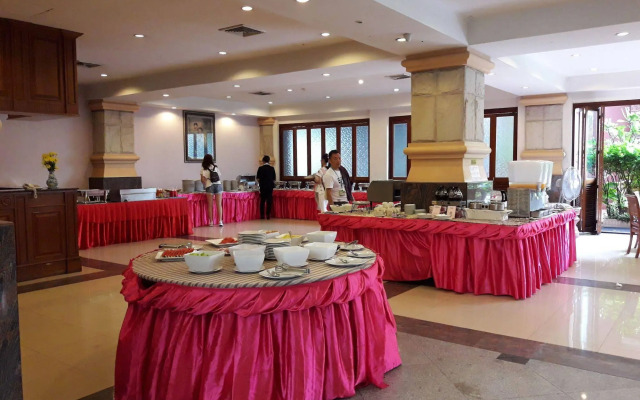 Mike Orchid Resort