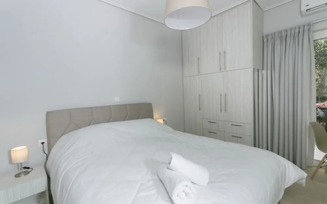 Stylish and Modern Apartment in the Heart of Athens