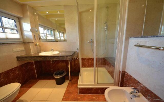 Eck-Reethaus-Kirchhaus