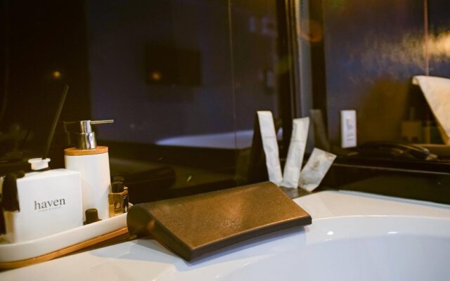 Ratchada Boutique Hotel