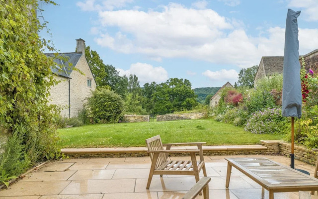 The Mill House Beautiful 4BD Family Home