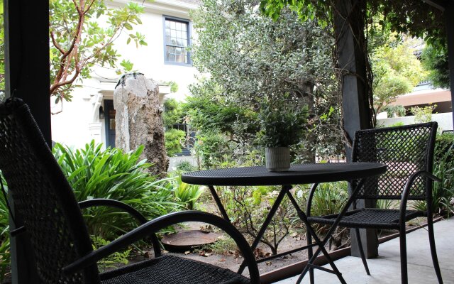 Merritt House Hotel