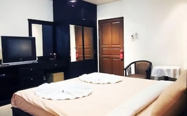 @Home Executive Apartment