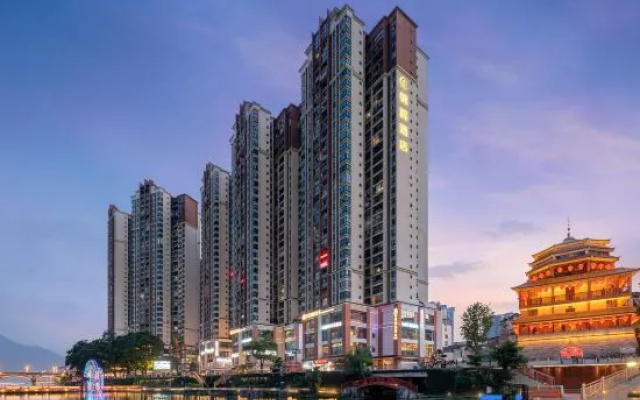Jinhui Hotel (Xuan'en Gongxiu Cruise Boat Wenlan Bridge) — 3-star hotel in Enshi Prefecture