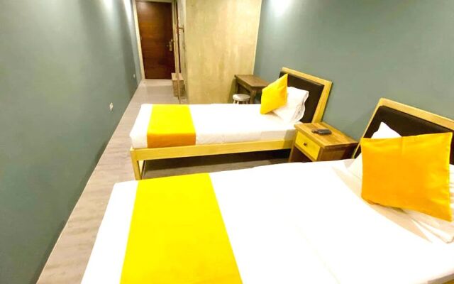 Mikos Suites By Mikos Residences