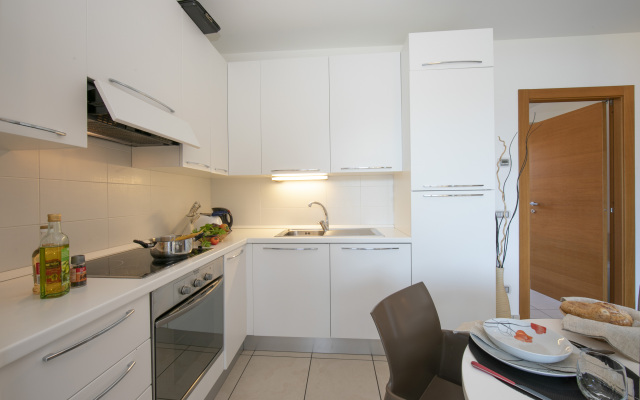 Vista di Maccagno Fantastico Pool