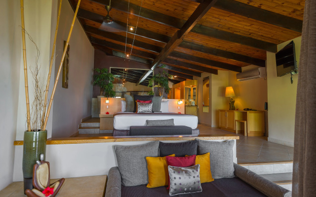Coco de Mer Hotel and Black Parrot Suites