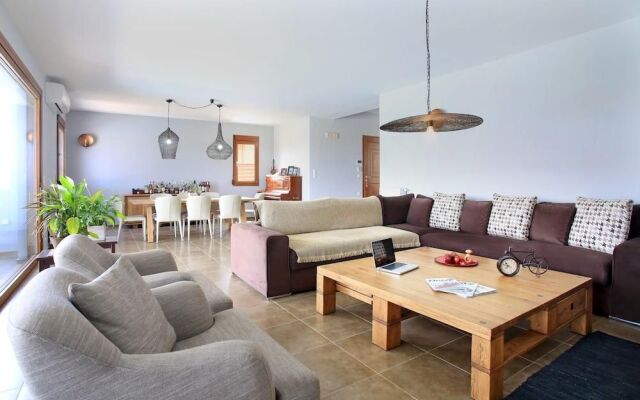 Villa Elpida
