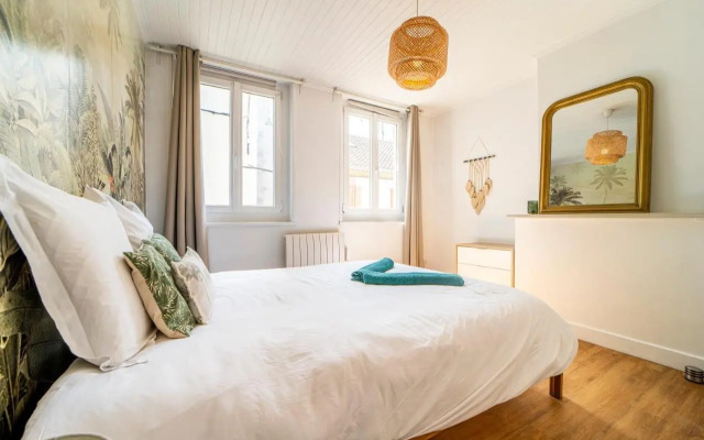 *Maison Bel-Étage-Netflix-Wifi-Coeur de ville*