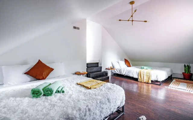 Jungle House Luxury Stays - Downtown Chillicothe