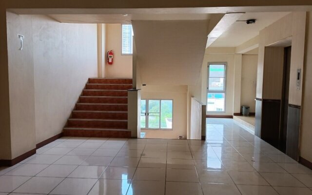 Grandview Condominia