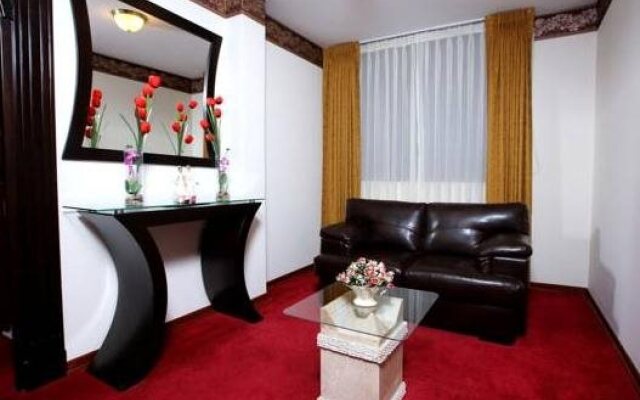 The Rokes Plaza Hotel