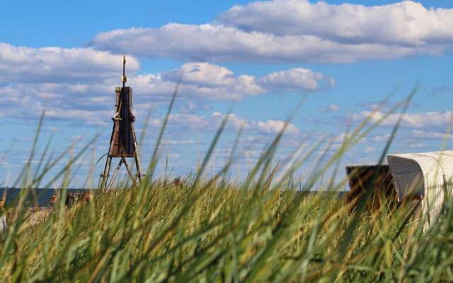 Nice Apartment Near Beach