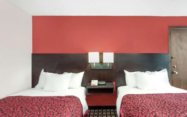 Days Inn by Wyndham Cullman