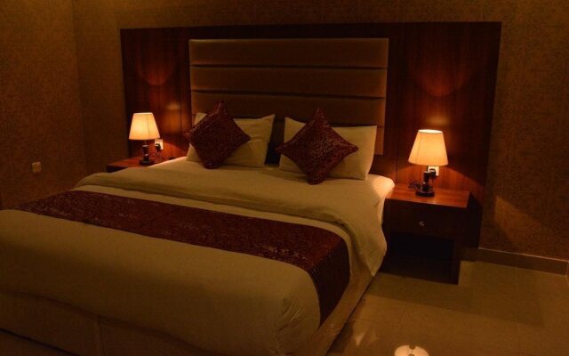 Judy Palace Hotel Suites