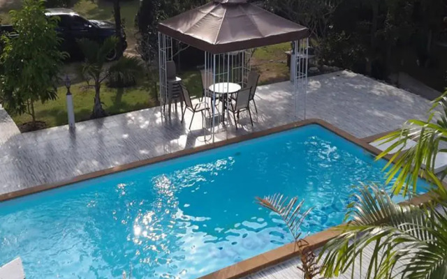 Sports Bar & Pohrak Resort