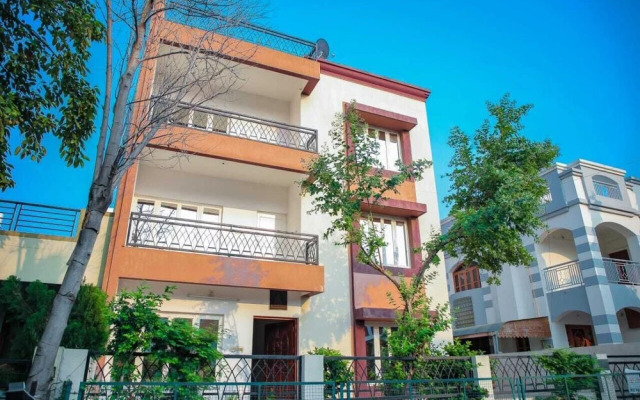 Elis Hospitality Service Ahmedabad