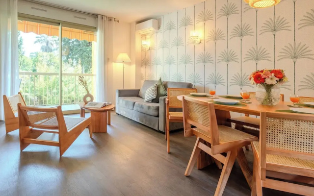 Les 15 Pins & La Mer -  Riviera Escape Apartments with Pool & Garden