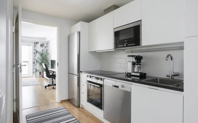 2ndhomes Cozy 1BR Home w Balcony