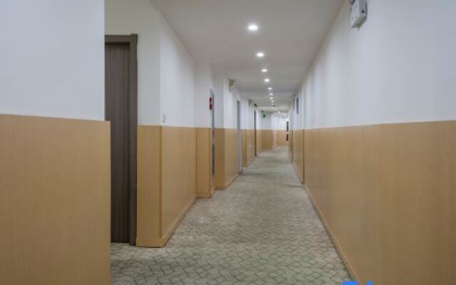 Youhai Hotel (Baoshan Wanda Branch)