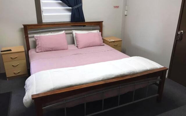Goondi Hill Hotel