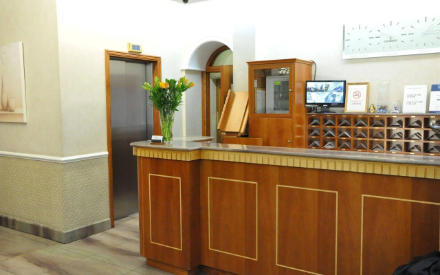 Olympic House Hotel