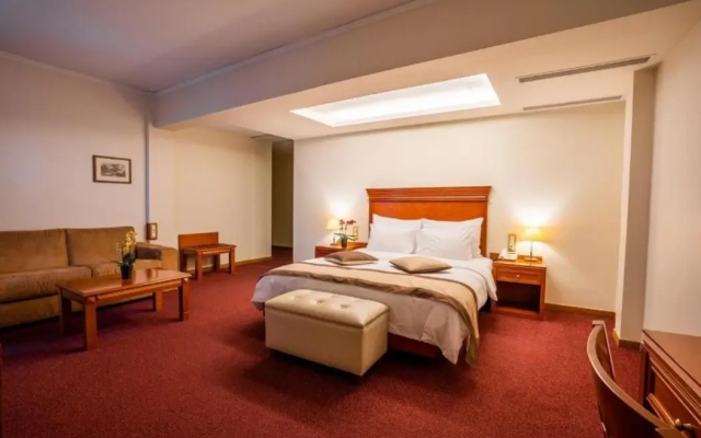 Hotel Ilissos