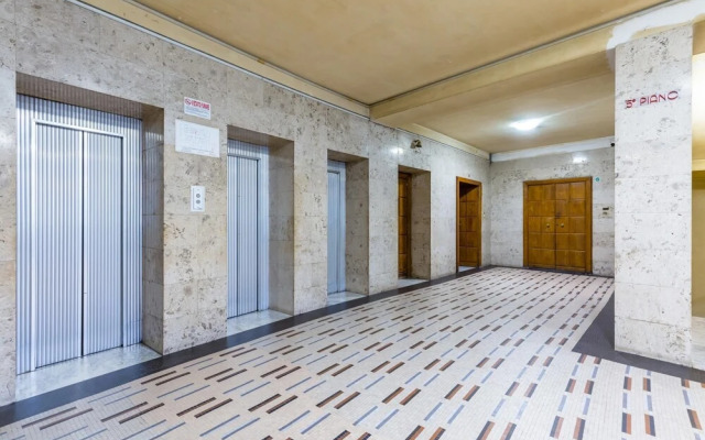 Piazza Municipio Blue Apartment by Wonderful Italy