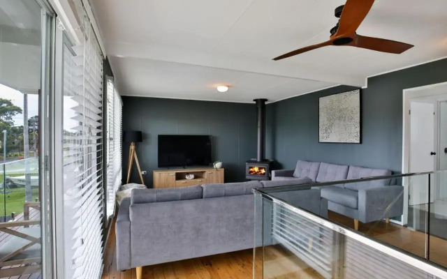 Sunfish - Pet Friendly - 4 Mins Walk to Beach
