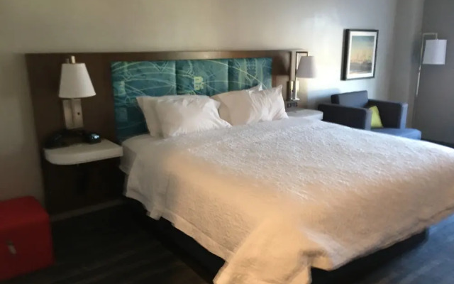 Hampton Inn Old Bridge