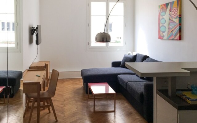 Sunny, 1-bedroom Studio Apartment in Nice With Wifi 200 Metres From th